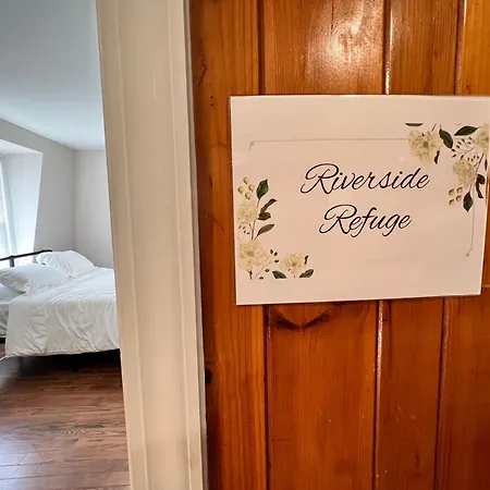 The Washington Inn Galax Room photo