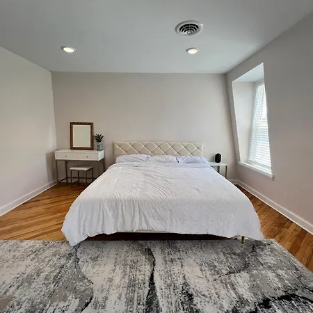 The Washington Inn Galax Room photo