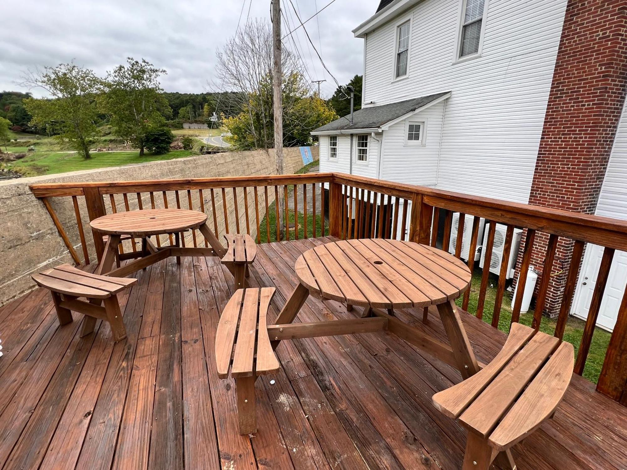 Chalet The Washington Galax